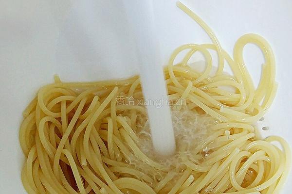 黑椒牛柳意面的做法图解3