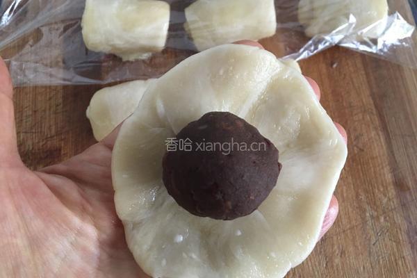 豆沙梅花酥的做法图解12