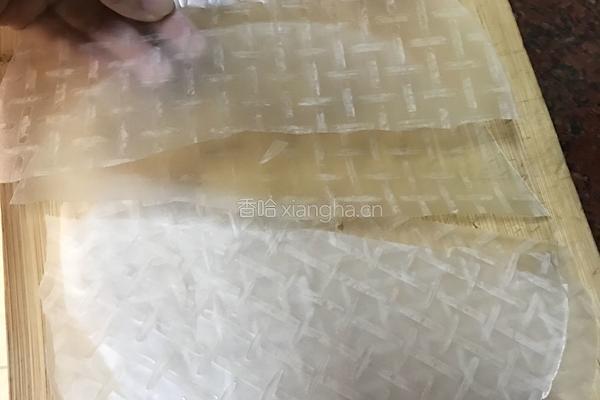 粿卷（越南米纸版）的做法图解1