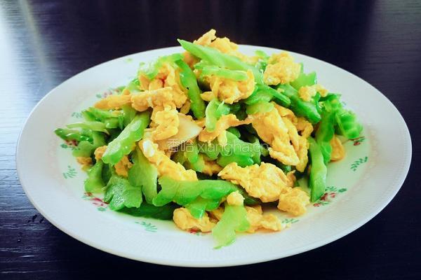苦瓜炒鸡蛋的做法图解7