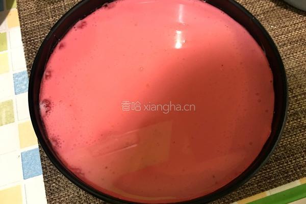 草莓酸奶慕斯蛋糕(电饭锅版)的做法图解12