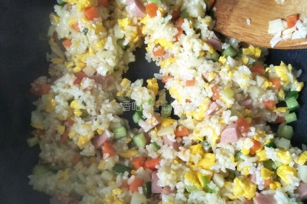 蛋炒饭（五颜六色蛋炒饭）的做法图解8