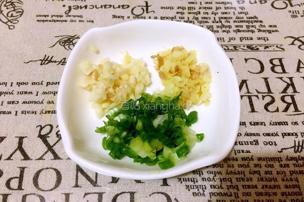 蜜汁鸡翅的做法图解2
