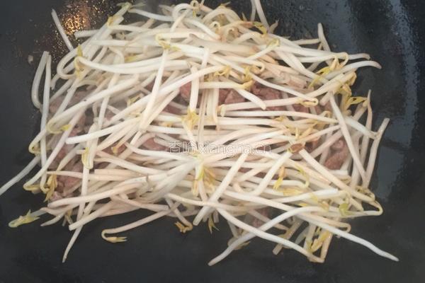 牛肉丝炒豆芽的做法图解5