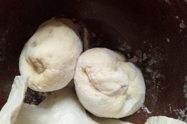 面条菜水饺的做法图解2