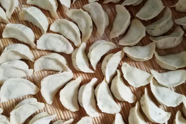 面条菜水饺的做法图解7