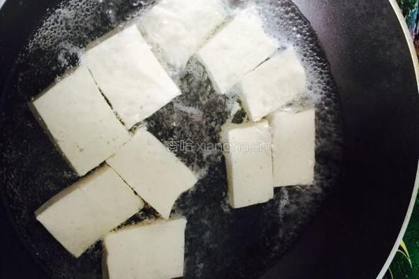 香煎豆腐的做法图解1