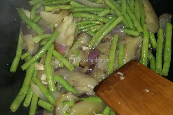 茄子豆角的做法图解4