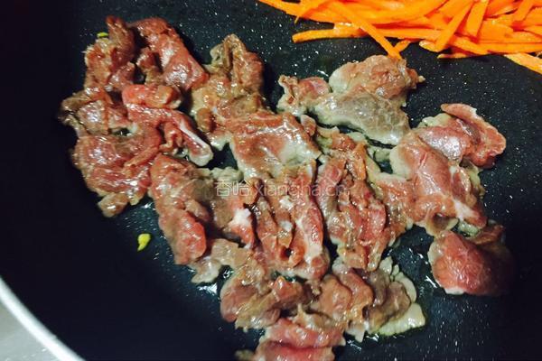 牛肉甘筍意大利面的做法图解8