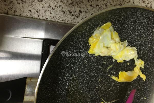 杏鲍菇炒面的做法图解2