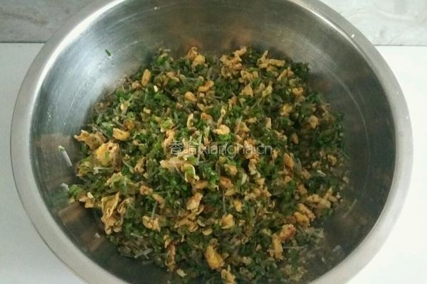 包子……苜蓿鸡蛋粉丝馅的做法图解8