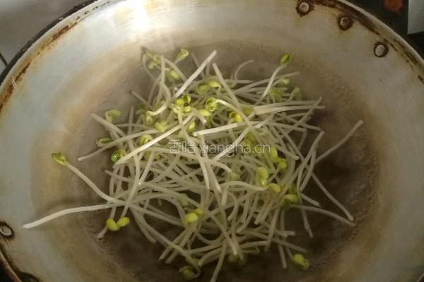 豆芽南瓜丝的做法图解5