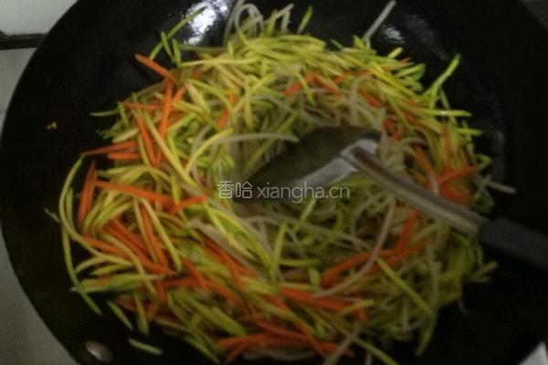 豆芽南瓜丝的做法图解9