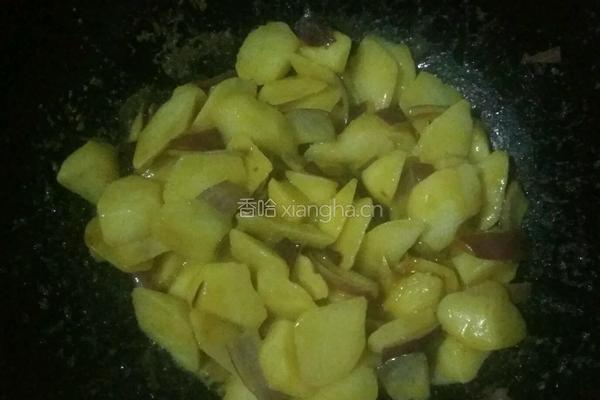 咖喱洋葱土豆的做法图解4