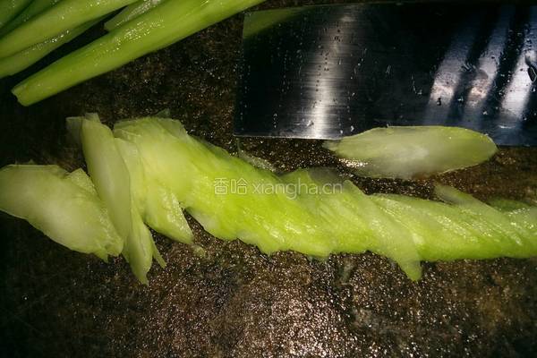 炒莴笋的做法图解4