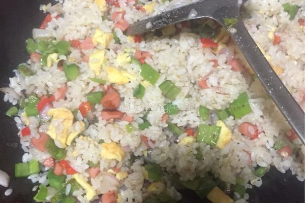 菠萝炒饭的做法图解10