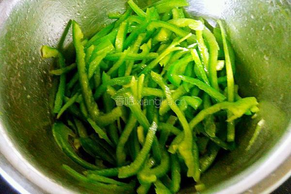 蚝油青椒丝的做法图解4