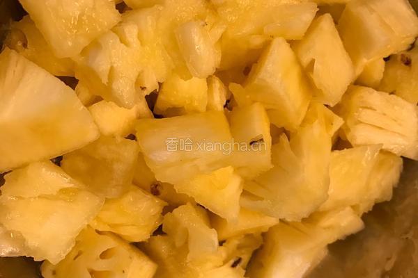 香喷喷的菠萝饭的做法图解3