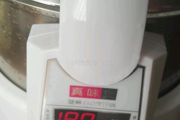 藕片红枣排骨汤的做法图解7