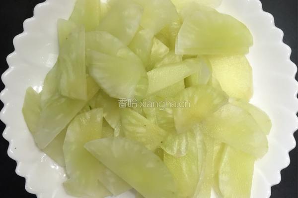 蚝油莴笋的做法图解2
