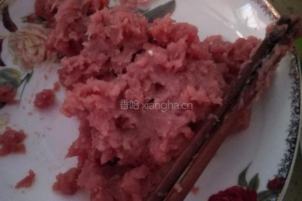 鹌鹑蛋娃娃菜卷肉的做法图解1