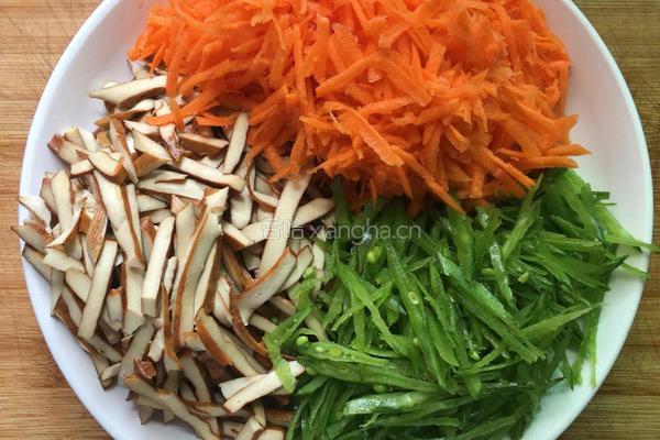 春卷（闽南地区清明期间美食）的做法图解3