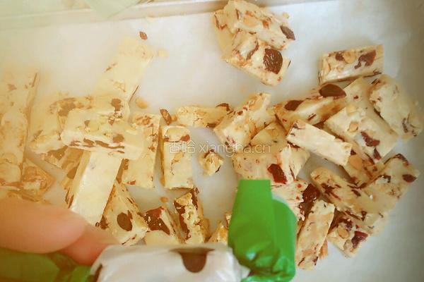 蔓越霉花生糖的做法图解7