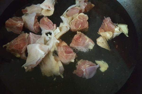 简单的土豆炖鸡腿的做法图解2