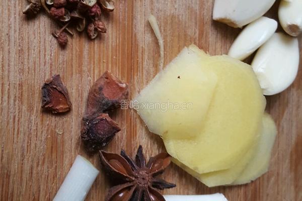 简单的土豆炖鸡腿的做法图解5