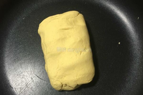 玉米蜜豆包的做法图解1