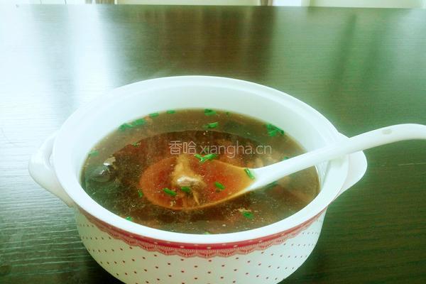 红菇药膳鸡汤的做法图解5
