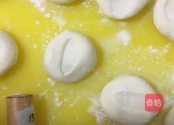 荠菜猪肉包子的做法图解11