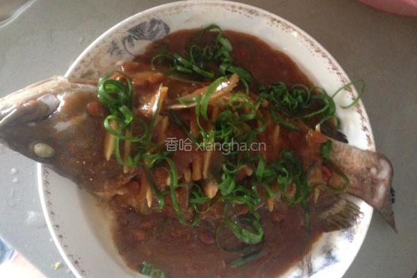 蒸石斑鱼的做法图解7