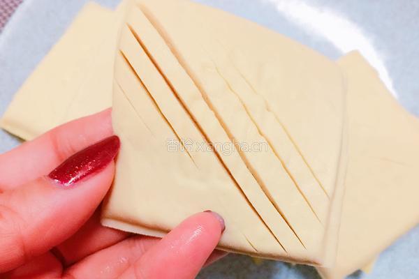 风味卤香干的做法图解1