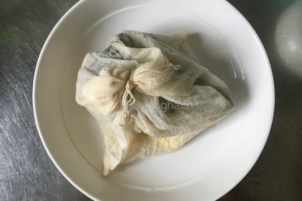 鲫鱼豆腐冬瓜汤的做法图解7