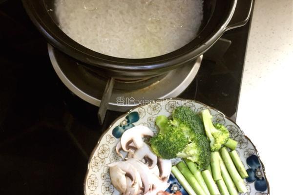 煲仔饭的做法图解1