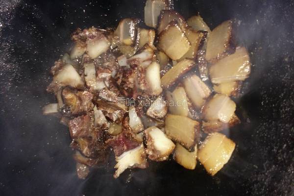 腊肉炒莴笋的做法图解11