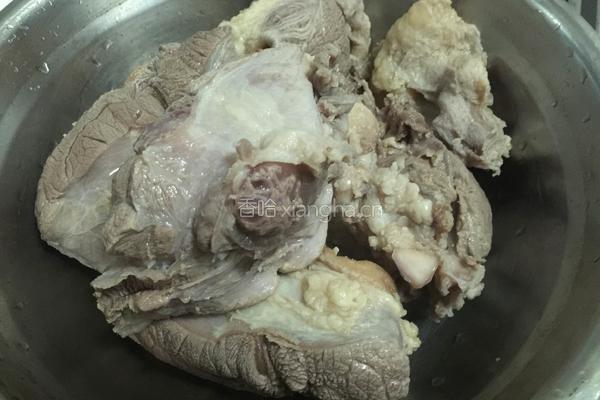 卤马肉的做法图解3