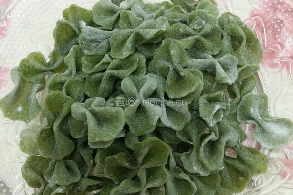 菠菜蝴蝶面的做法图解5