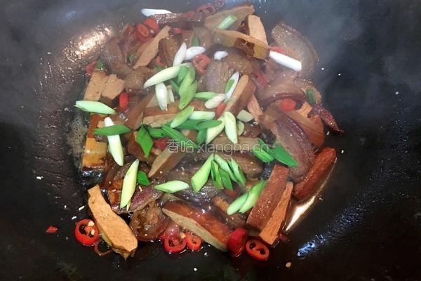 腊肉炒香干的做法图解8