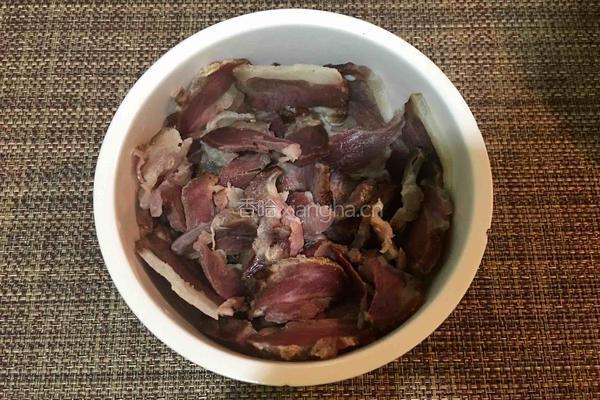 干豆角蒸腊肉的做法图解3
