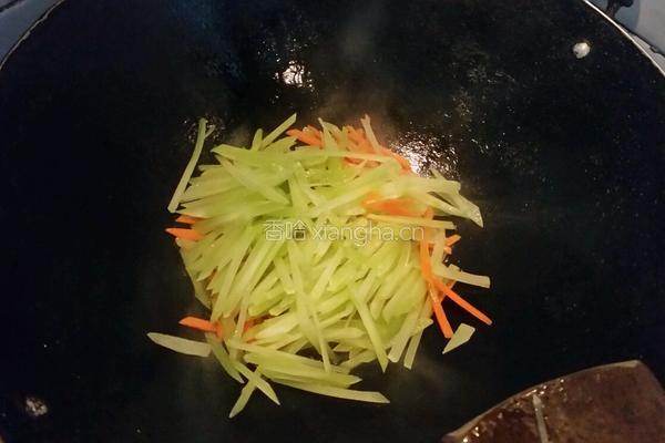 双色炒丝的做法图解5