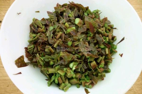 两种吃法香椿拌豆腐的做法图解4