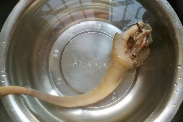 卤猪尾的做法图解3