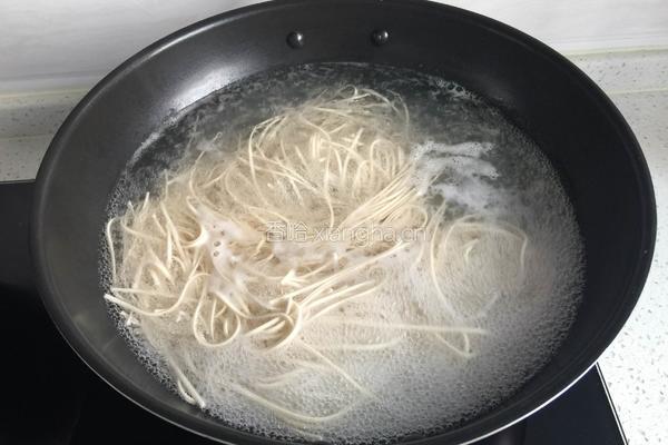 西红柿鸡蛋打卤面的做法图解10