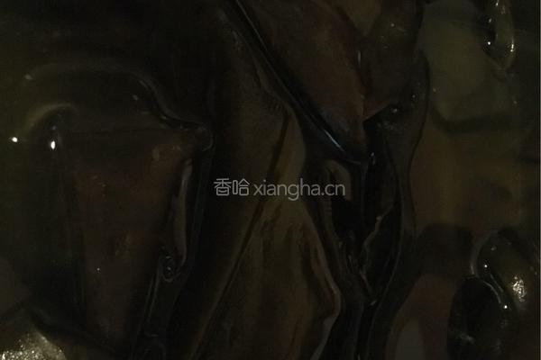 海带绿豆排骨汤的做法图解1