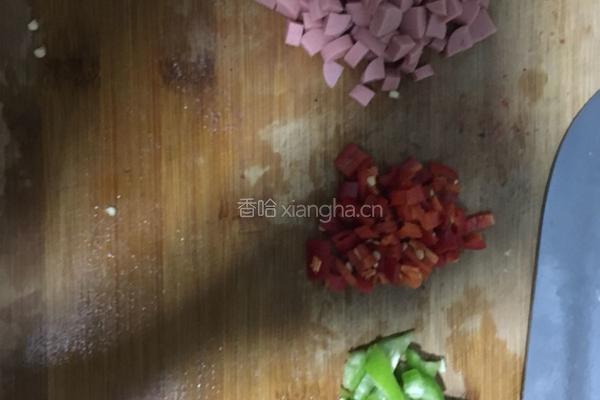 彩椒蛋炒饭的做法图解3