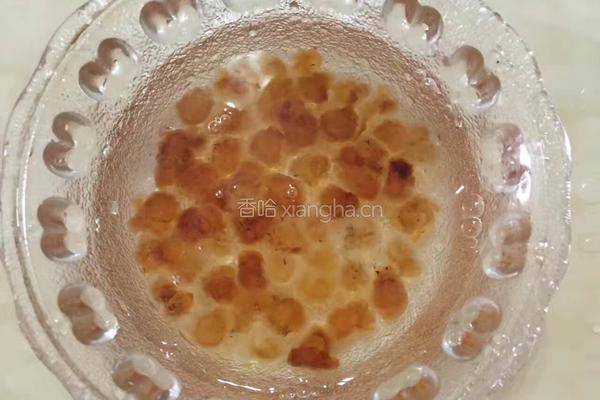 雪莲子桃胶玫瑰糖水的做法图解1