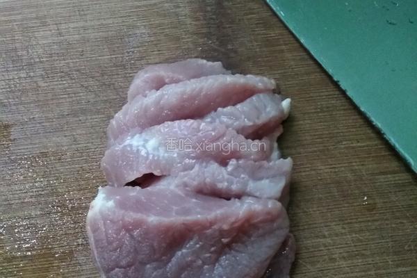 瘦肉饼子的做法图解1