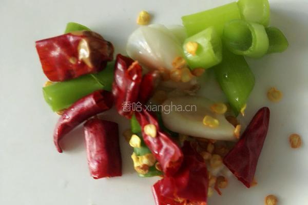 酸辣土豆丝的做法图解2